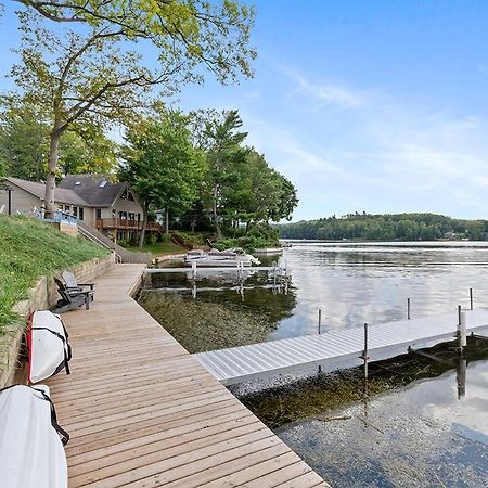 Lakeside Getaway With Dock, Firepit, Grill Newaygo Exterior photo