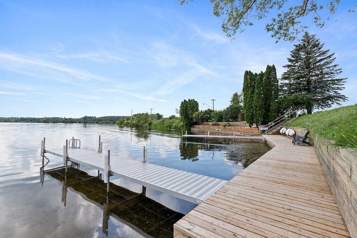 Lakeside Getaway With Dock, Firepit, Grill Newaygo Exterior photo